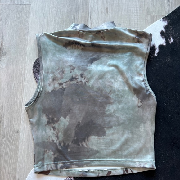 Turtle neck - Picture 3 of 5